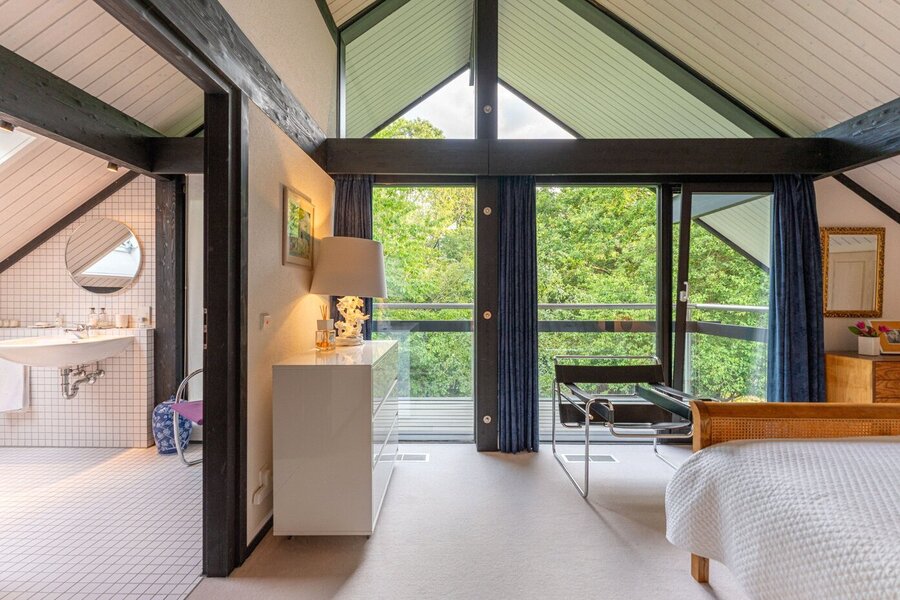 2nd Bed Glass