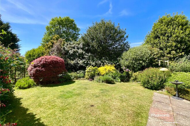 Island View Avenue, Dorset, BH23