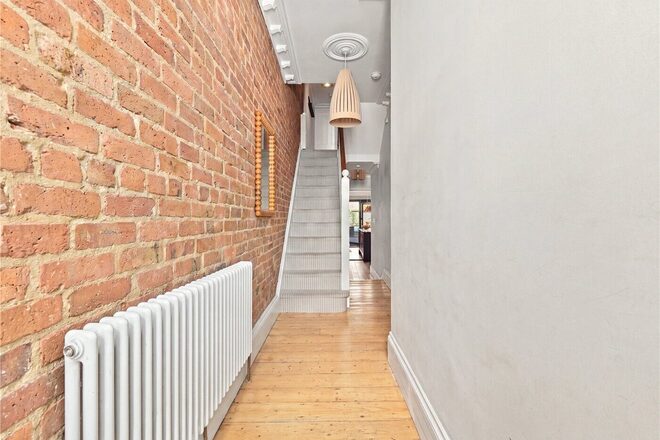 Kynaston Road, London, N16