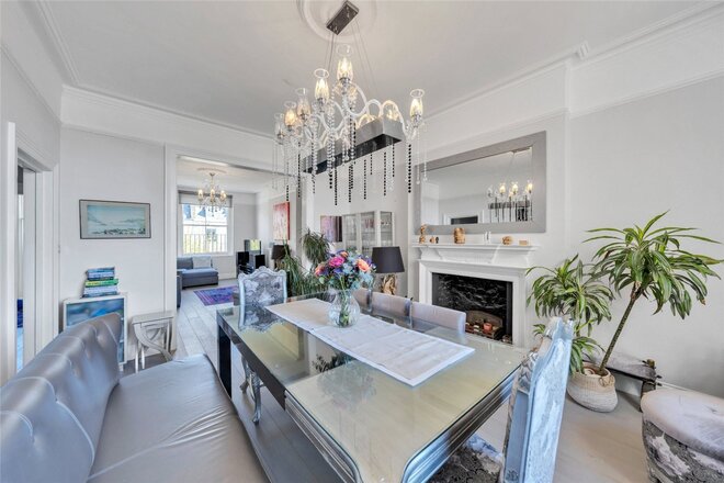 Warrington Crescent, London, W9