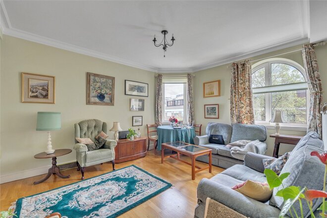 St Edmunds Terrace, London, NW8