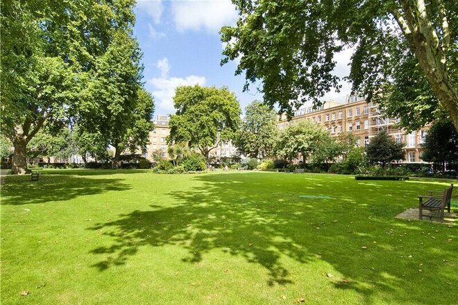 Nevern Square, London, SW5