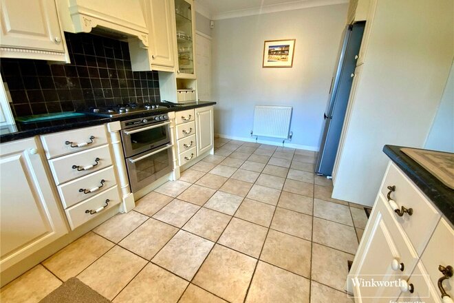 Island View Avenue, Dorset, BH23