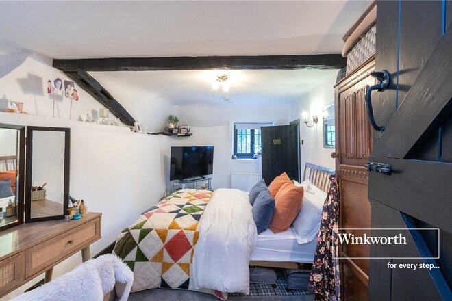 Wimborne Road East, Dorset, BH22