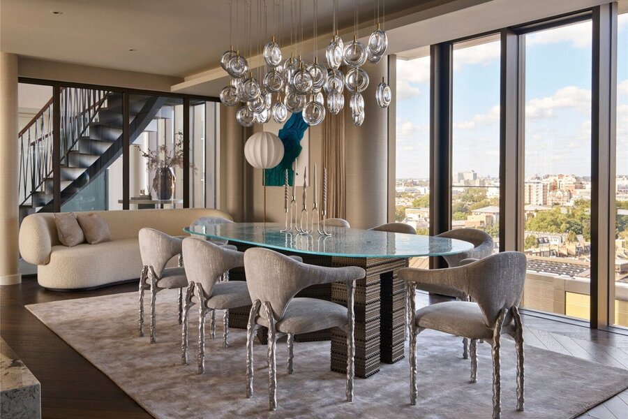 B11.1 Dining Area