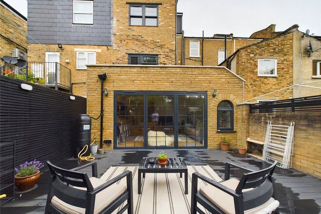 Brooke Road, London, N16