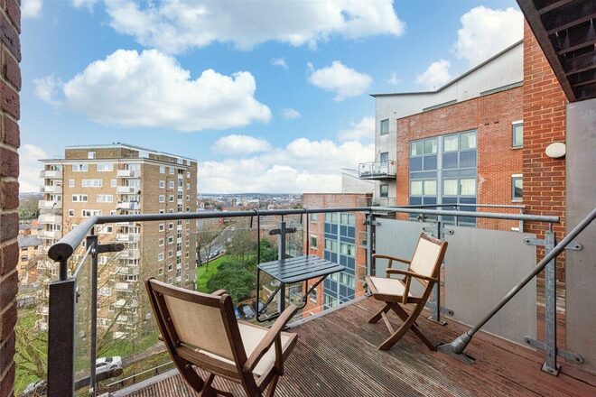 Donnington Road, London, NW10