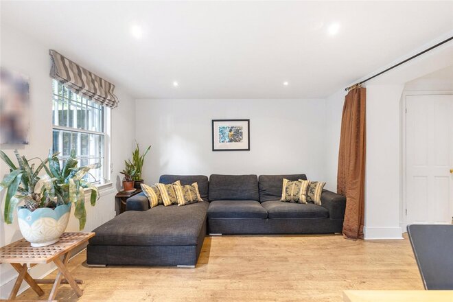 Stockwell Park Road, London, SW9