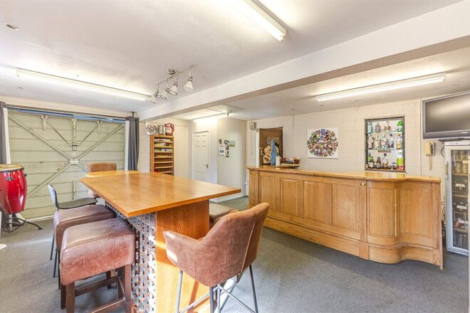 Priory Road, Warwickshire, CV34