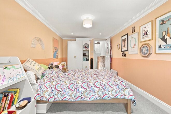 Kynaston Road, London, N16