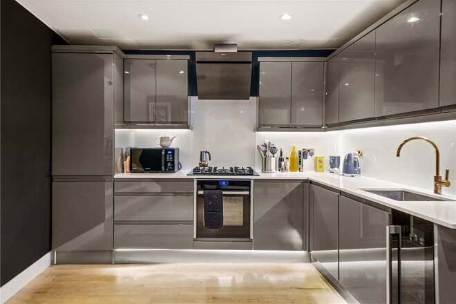 Dunworth Mews, London, W11