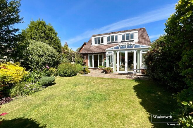 Island View Avenue, Dorset, BH23
