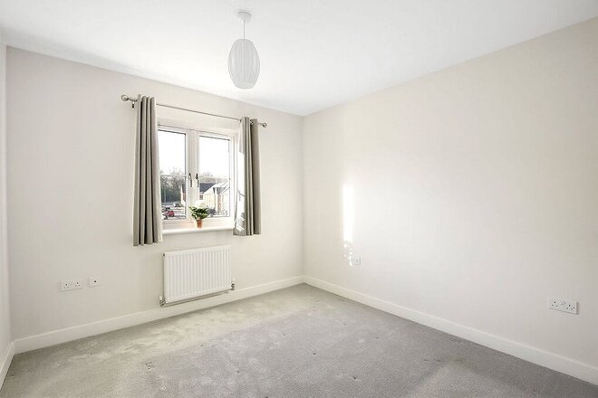 Highwood Avenue, Hampshire, SO50