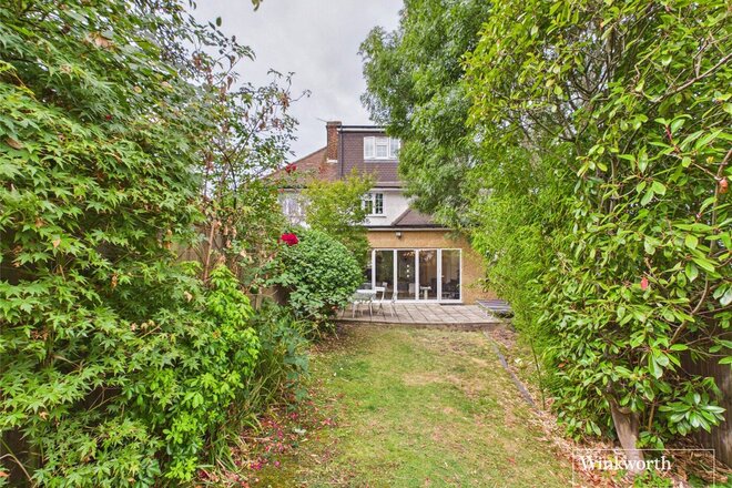 Newark Way, Hendon, NW4