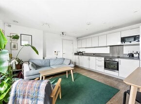 Roseberry Place, LONDON, E8