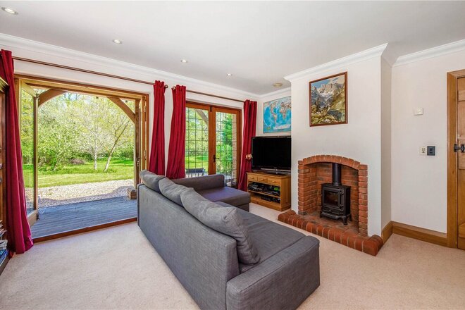 Flexford Road, Near Winchester, SO52