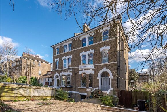 Thicket Road, London, SE20