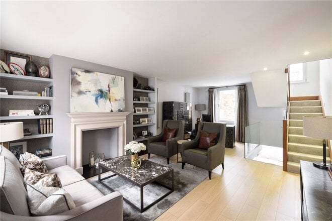 First Street, London, SW3