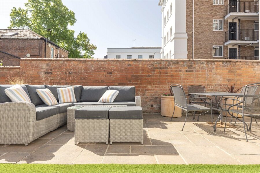 Sitting Area