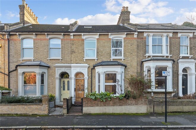 Charnock Road, London, E5