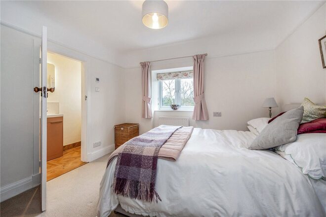 Harestock Road, Hampshire, SO22
