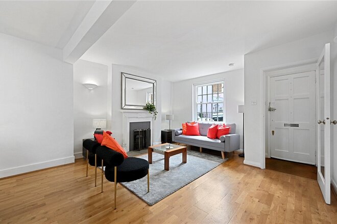 Uxbridge Street, Kensington, W8
