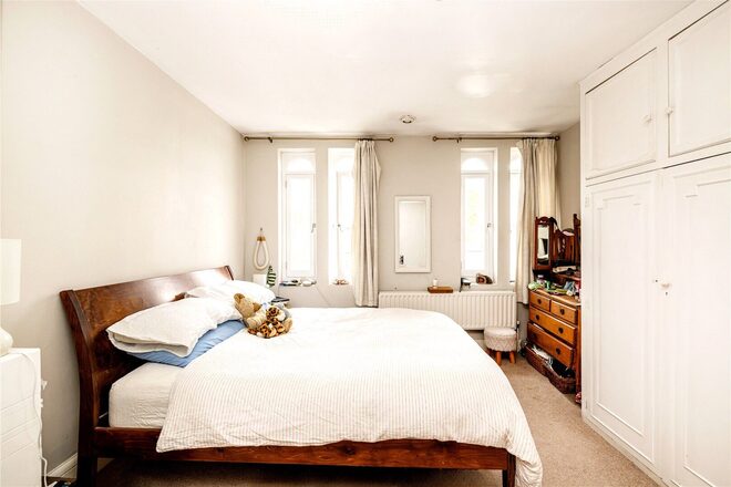 Elgin Crescent, London, W11
