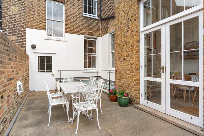West Square, Kennington, SE11