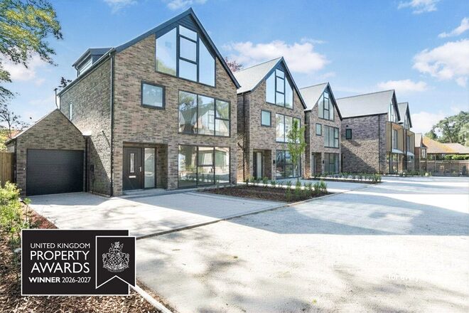Ringwood Road, Dorset, BH22