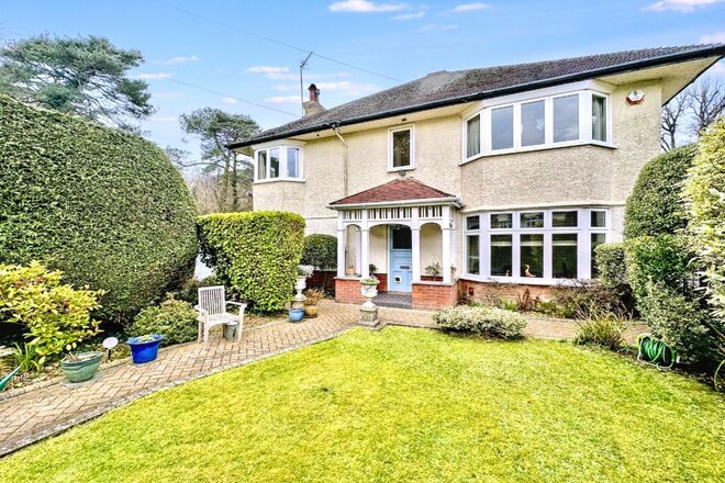 Chester Road, Dorset, BH13