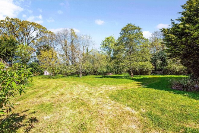 Flexford Road, Near Winchester, SO52