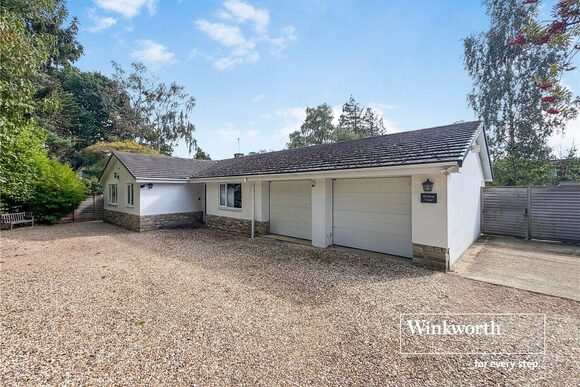 Queenswood Drive, Dorset, BH22