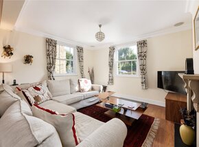 Coalecroft Road, London, SW15