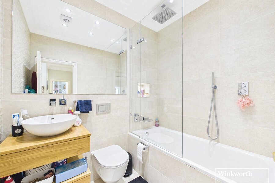 Main Bathroom