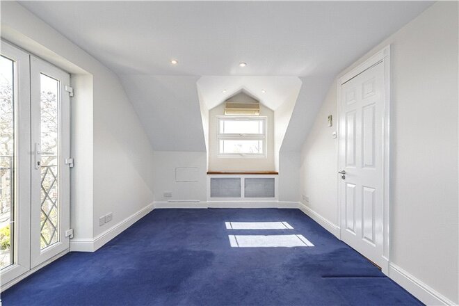 Devereux Lane, London, SW13