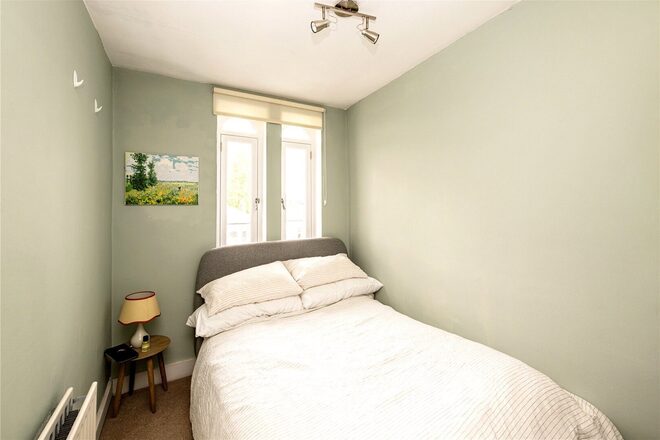 Elgin Crescent, London, W11