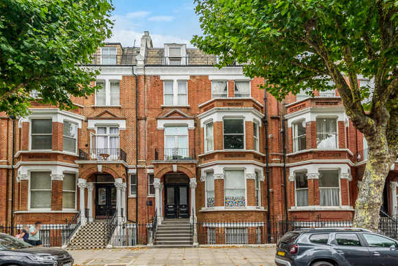 Sutherland Avenue, London, W9