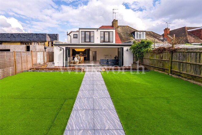 Purley Avenue, London, NW2