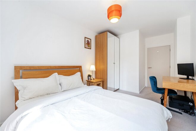 Bight Court, London, E3