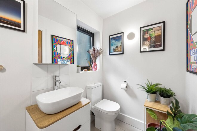 Powerscroft Road, London, E5