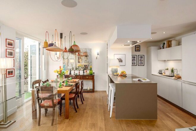 Codrington Mews, London, W11