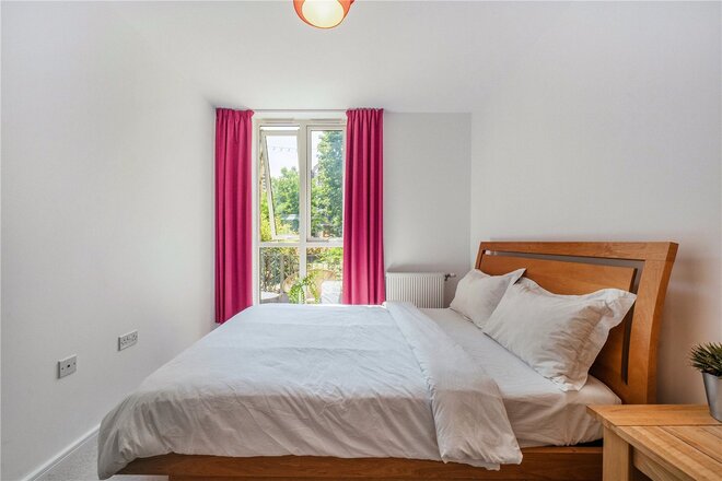 Bight Court, London, E3