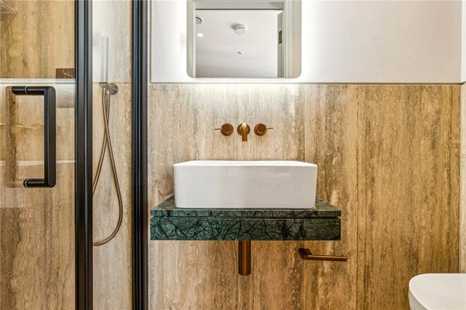 Stukeley Street, London, WC2B