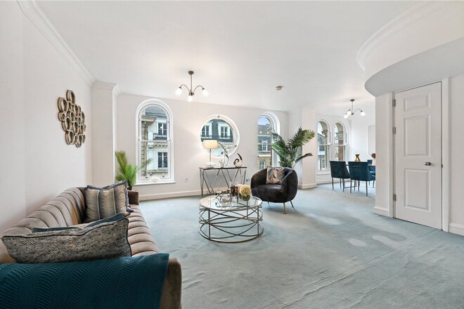 Garrick Street, London, WC2E