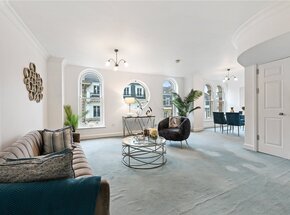Garrick Street, London, WC2E