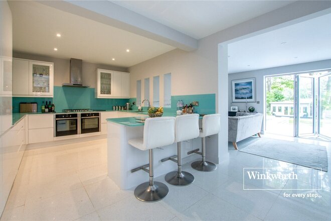Beaufoys Avenue, Dorset, BH22