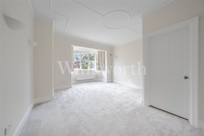 Templars Avenue, London, NW11