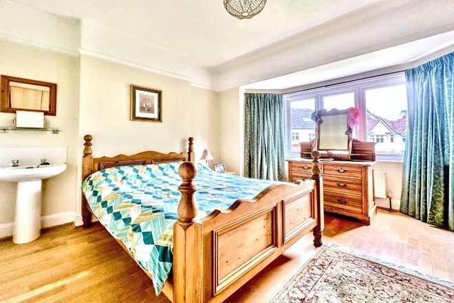 Chester Road, Dorset, BH13
