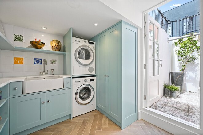 Farm Place, Kensington, W8