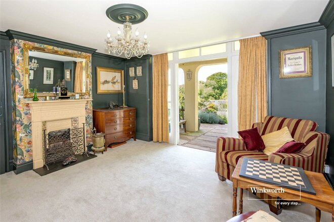 Salisbury Road, Christchurch, BH23